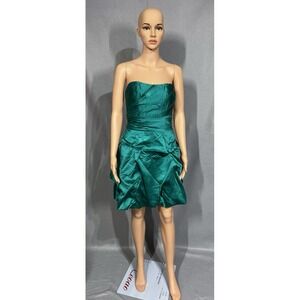 David's Bridal Green Strapless Short Formal Dress Size‎ 2